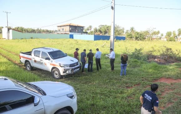 Fiscalía incauta tres terrenos a exfuncionario municipal acusado