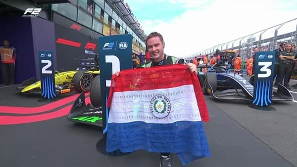 Joshua Duerksen inicia la F2 con victoria histórica en Australia