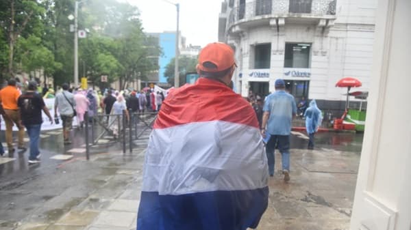 Segunda jornada de protestas nacionales contra el gobierno de Peña