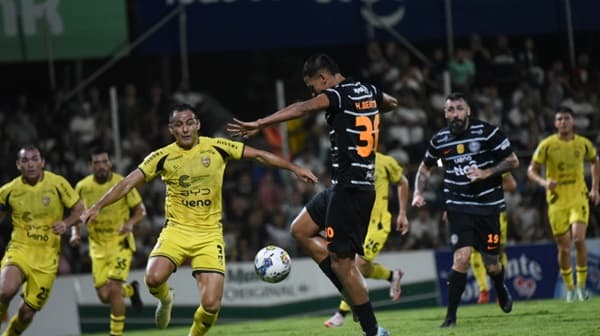 Olimpia no despega: tercer empate consecutivo frente a Recoleta