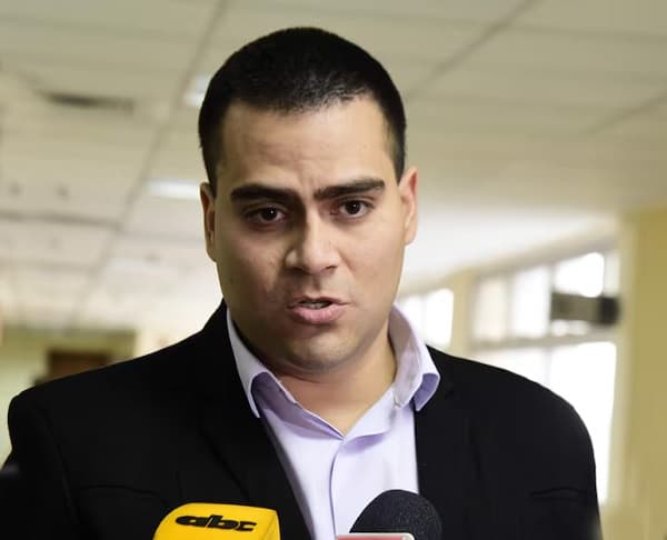 Exdirector de Nenecho habría ocultado G. 7.000 millones en bienes