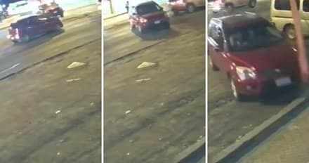 Camioneta sin conductor cruzó avenida y chocó contra librería en Asunción