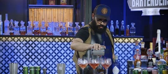 Bartenders buscan un lugar en la gran final del SNT