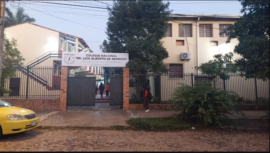 Amenazan con atentado contra colegio nacional en Asunción