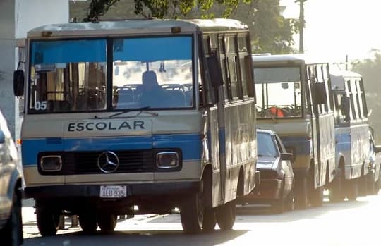 Diputados aprueban uso de fondos de Hambre Cero en transporte escolar