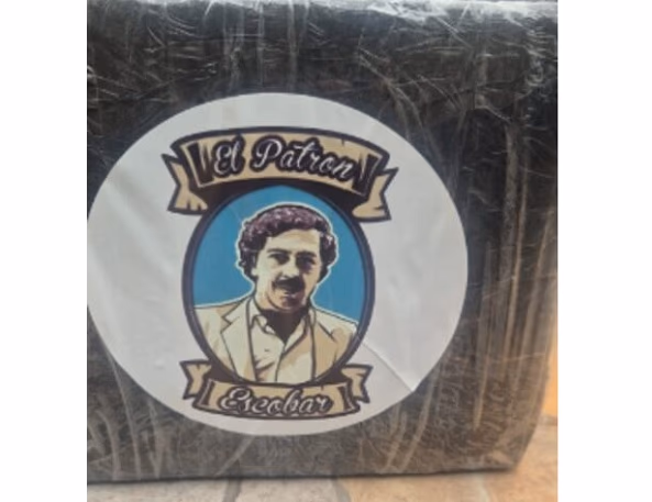 Incautan droga con imagen de Pablo Escobar en Alto Paraná