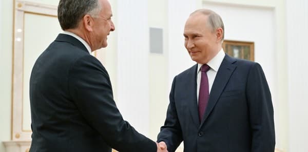 Putin anuncia tregua de tres días mientras Kiev exige un mes