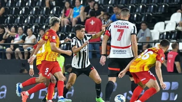 Libertad visita a Ameliano en duelo con historia en Villeta