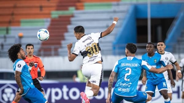 Papelón histórico de Olimpia ante debutante boliviano