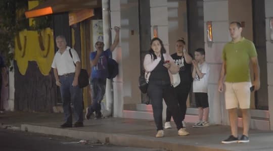 Casi la mitad de los buses tiene frecuencia insuficiente