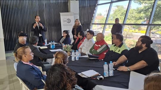 Propuesta de oficina del Indi para controlar menores indígenas en la Estación de Buses