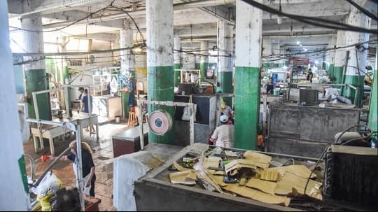 Mercado 4, en completo abandono por parte de Nenecho, afirman vendedores