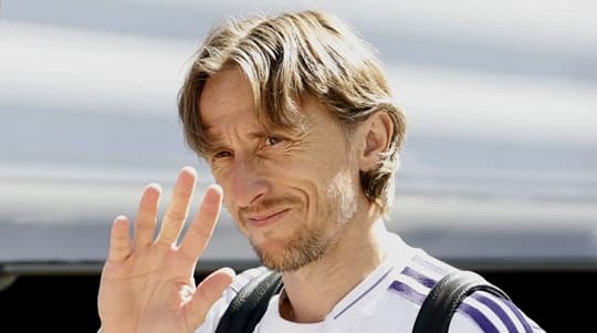 Modric se despide del Real Madrid tras 13 años y 28 títulos