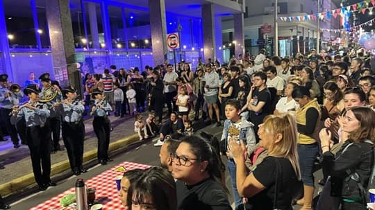 La feria en la calle Palma sigue en pie, asegura la Municipalidad de Asunción