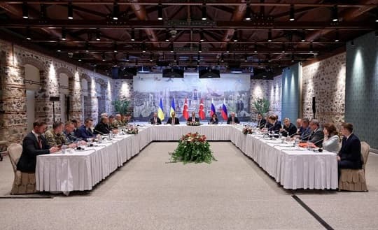 Negociaciones de paz: Primer diálogo Rusia-Ucrania desde 2022 termina en pausa
