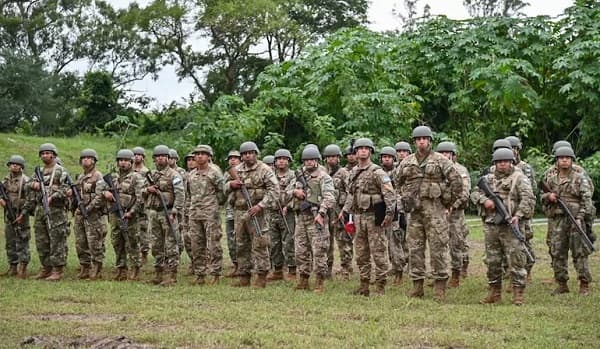 Paraguay coordina con Argentina su despliegue militar fronterizo