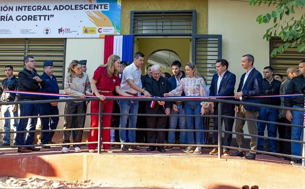 Inauguran centro integral para adolescentes en la Chacarita