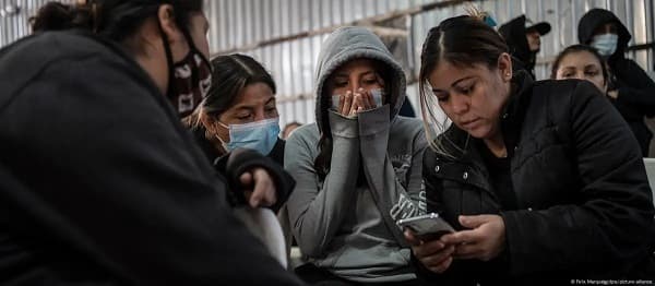 Supremo de EE.UU. autoriza revocar “parole” migrante