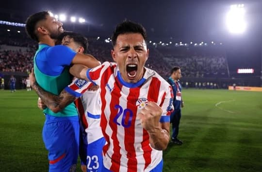 Cerro Porteño negocia el fichaje de Blas Riveros