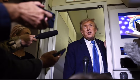 Trump amenaza a Irán y dice tener ubicado a su líder