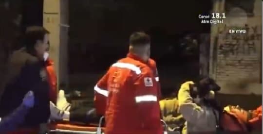 Perro protege a su dueño herido en choque en Asunción