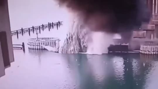 Ucrania vuelve a atacar con explosivos el puente que une Crimea con Rusia