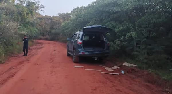 Banda roba 1.400 celulares en asalto cinematográfico