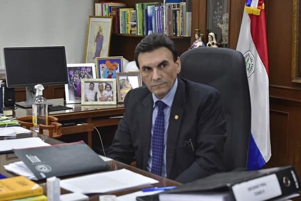 Asunción: salarios dependen del cobro de impuestos