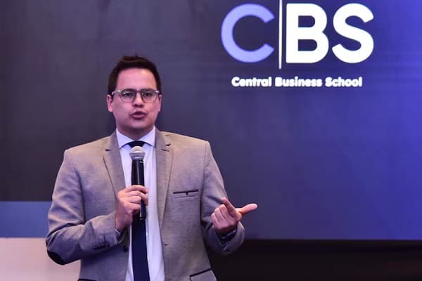 Federico Mora pide desestimar denuncia en su contra