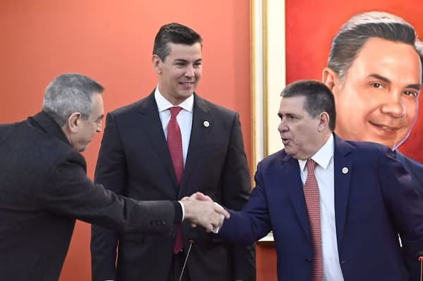 Diputados opositores hacen vacío al informe de Peña