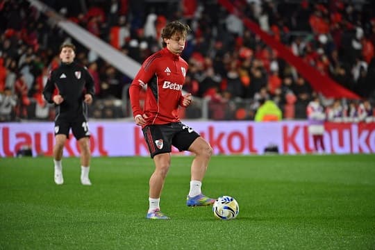 Galarza debutó en el empate entre River y San Lorenzo