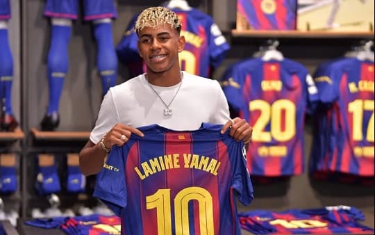 Lamine Yamal hereda la 10 del FC Barcelona