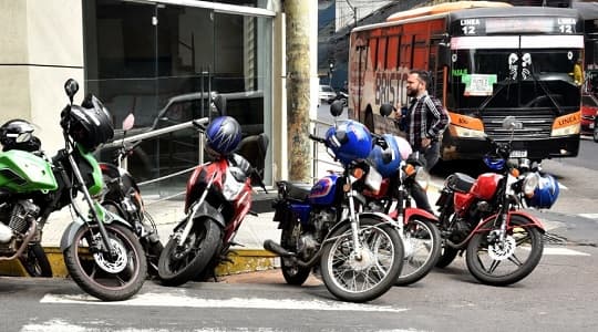 800 mil pasajeros dejaron de usar buses en 14 años