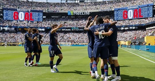 PSG aplastó al Real Madrid y va por el título ante el Chelsea