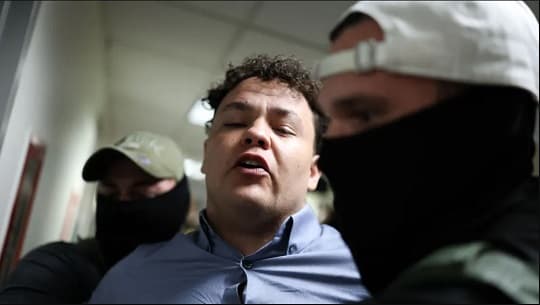 Paraguayo detenido con violencia tras audiencia en EE.UU