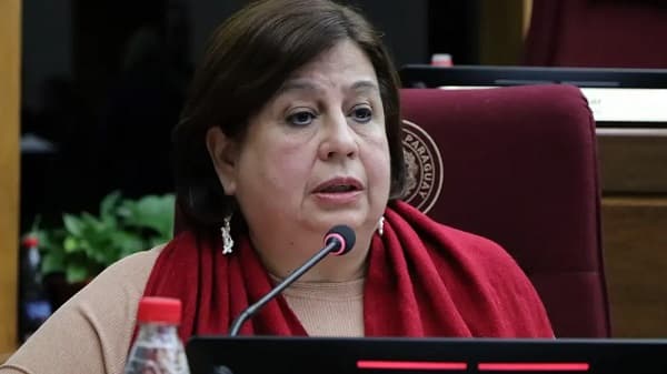 Esperanza Martínez cuestiona omisiones y contradicciones del informe de Peña