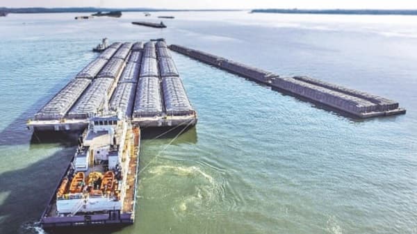 Transbordo suspendido en Argentina pone en jaque combustibles