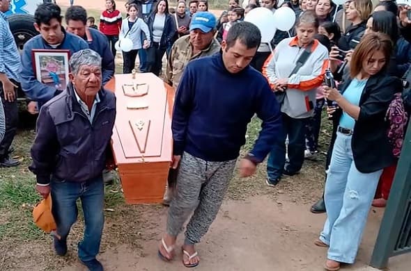 Imputan a adolescente por crimen de Melania