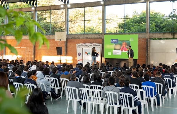 MetaInnova impulsa innovación educativa en Ñemby