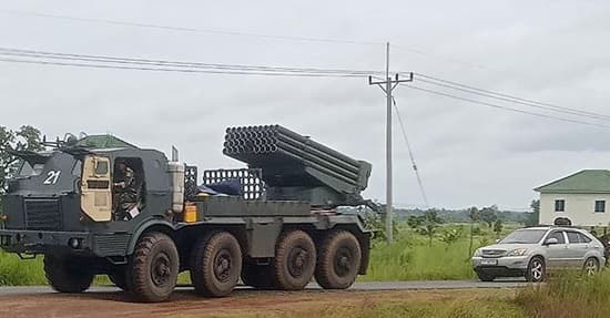 Tailandia bombardea posiciones militares en Camboya