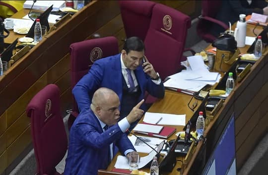 Senado frena plan de ampliación de jubilación VIP para parlamentarios