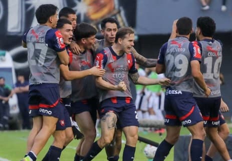 ¡A lo Ciclón! Cerro remonta, sigue invicto y lidera el Clausura