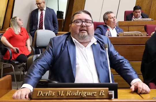 Diputado Derlis Rodríguez continúa en estado delicado