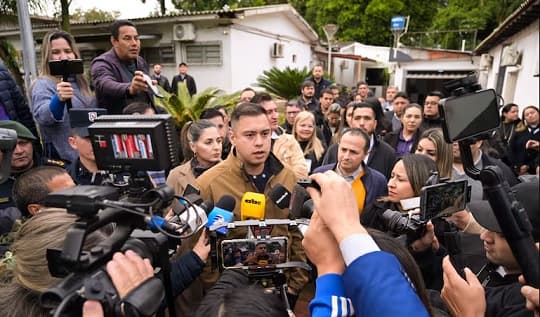 Diputados preparan hoy la destitución de Miguel Prieto