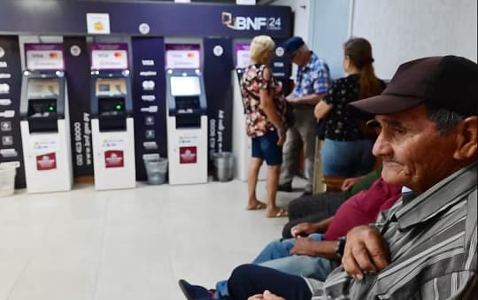 MEF inicia pagos sociales de agosto