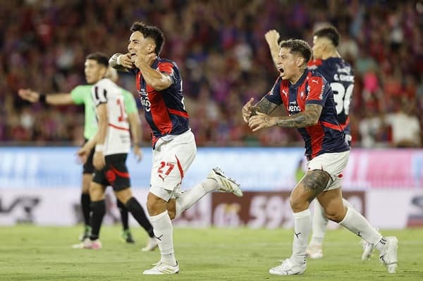 Cerro visita a Libertad en duelo clave del Clausura