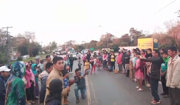 Indígenas mantienen bloqueo en Guayaybí y exigen destitución del presidente del Indi