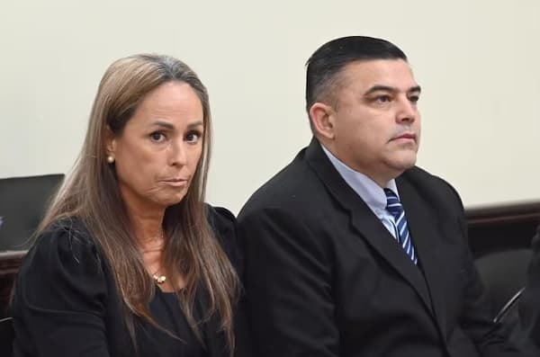 Fiscalía pide dos años de cárcel para acusados en caso “celular para Tío Rico”