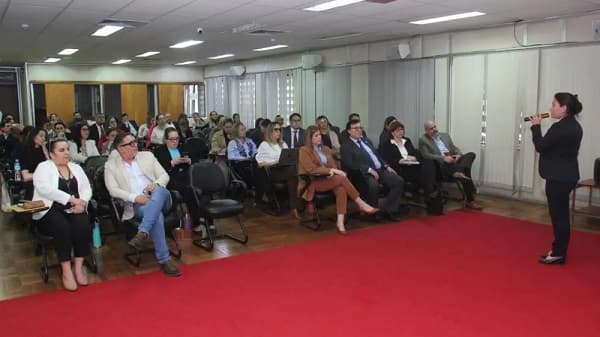 Fiscales se capacitan en uso de tobilleras electrónicas