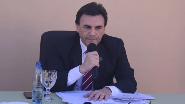 Interventor de Asunción denuncia esquema de retención de actas
